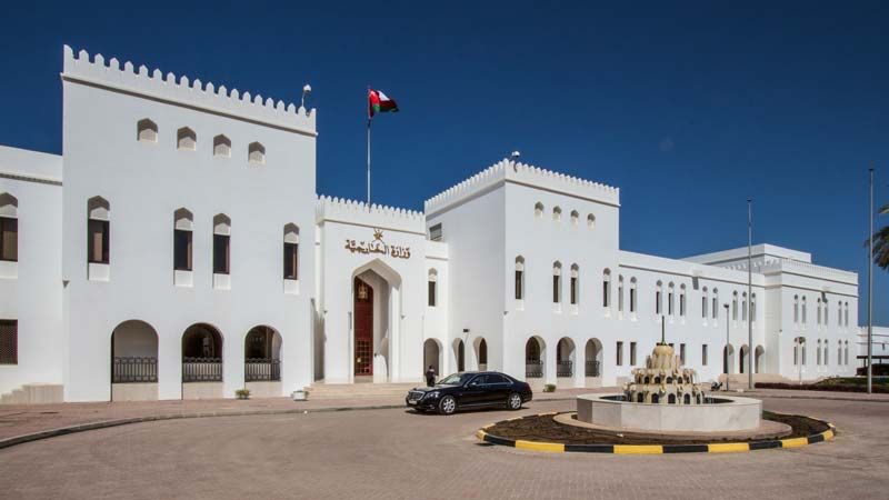 Residency Requirements and Investment Laws in Oman 2025